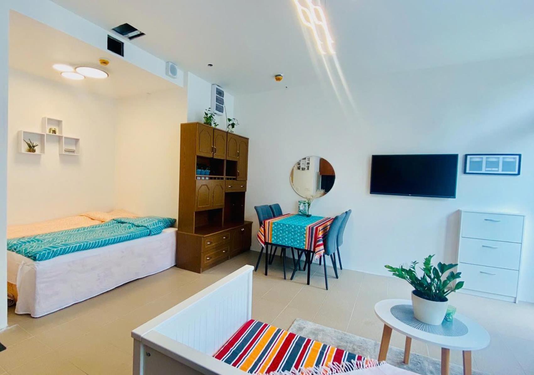 Green Studio Praha 2 L Ground Floor Free Parking المظهر الخارجي الصورة